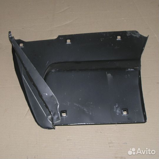 Щиток подножки камаз правый 5320-8405110