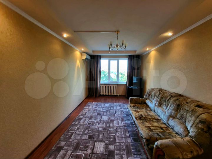 2-к. квартира, 48 м², 5/5 эт.