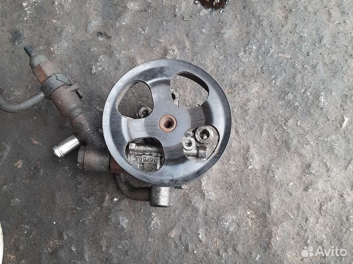 Насос гур Тойота Королла 1.6 3ZZ E120