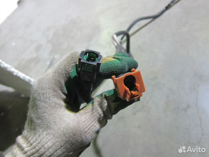 Топливная трубка Kia Sorento 2 дорест