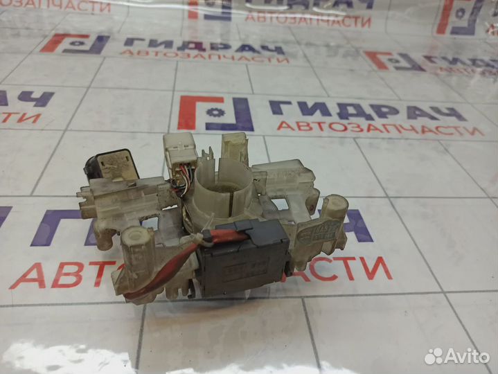 Кнопка регулировку рулевой колонки Toyota Land Cruiser (J100) 89235-50070