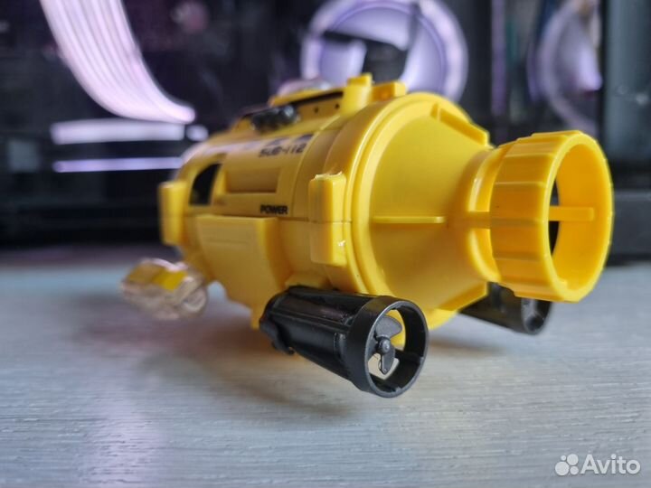 Подводная лодка на радиоуправлении