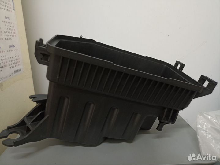 Корпус воздушного фильтра 281122K800 hyundai/KIA