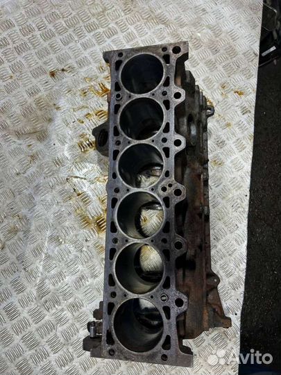 Блок цилиндров BMW 3 E30 1987