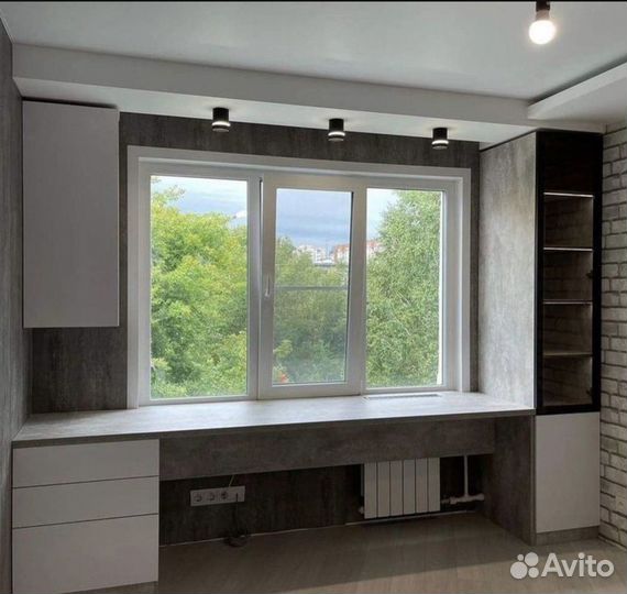 Рабочая зона у окна