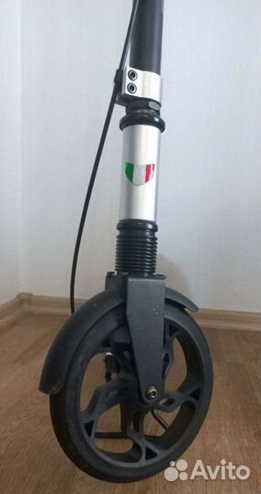 Самокат Roces 200