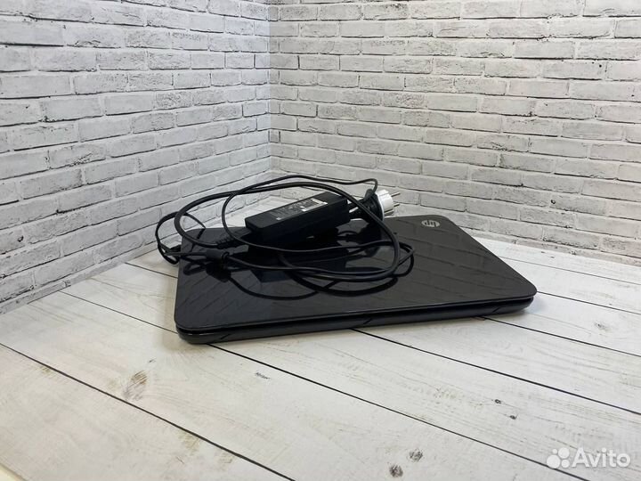 Игровой ноутбук Hp 2 видеокарты / 240 SSD / 4 ядра