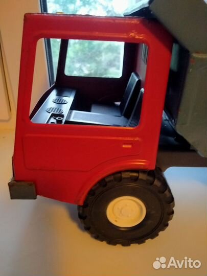 Машина камаз. Игрушки СССР