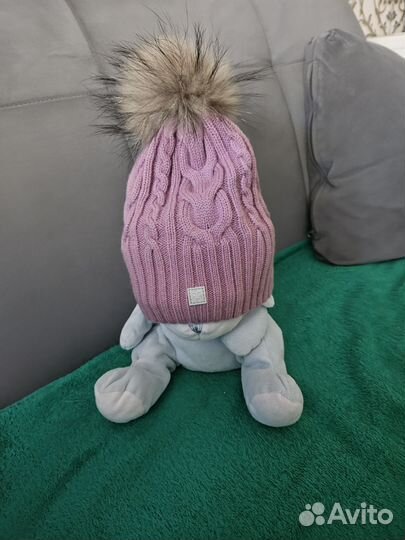 Новые шапочки на девочку