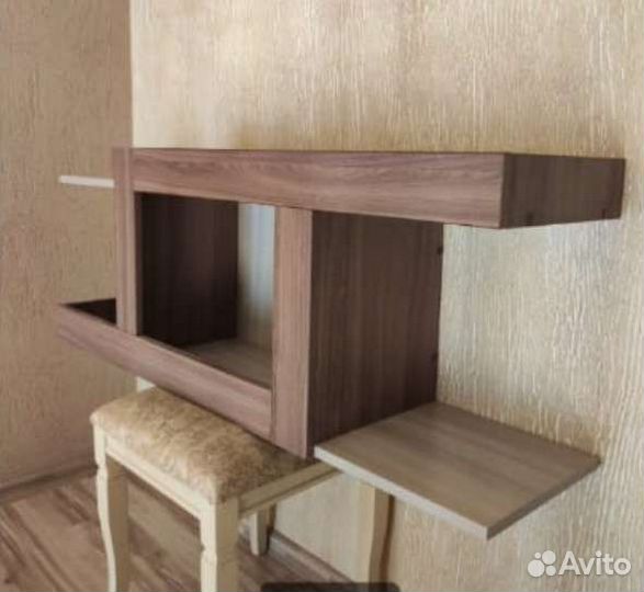 Полка для книг