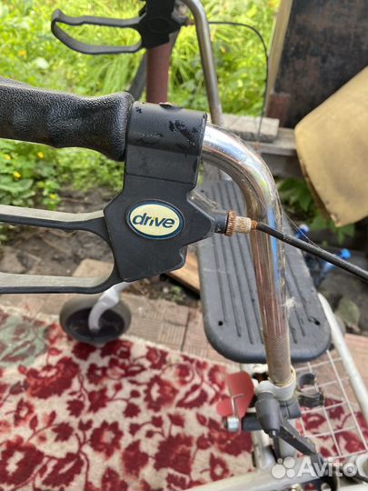 Ходунки для взрослых на колесах