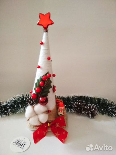 До 18 декабряНовогодний топиарий ёлочка