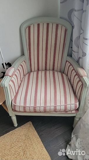 Перетяжка мягкой мебели