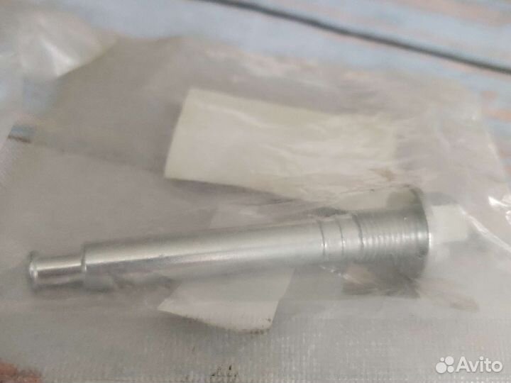 Направляющая суппорта Mitsubishi Outlander II