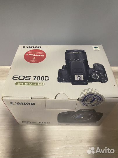 Зеркальный фотоаппарат canon