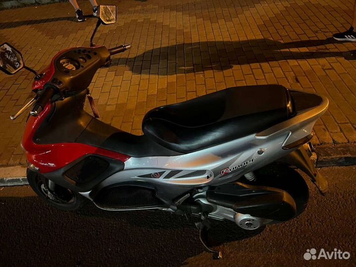 Продаю Gilera runner 200