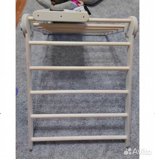 Деревянный тренажёр для детей-треугольник