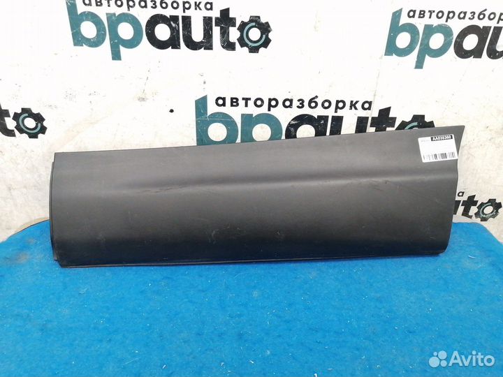 Накладка задней левой двери 82871-4EA0A Nissan