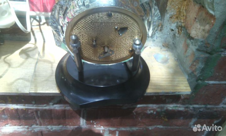 Часы каминные хрустальные