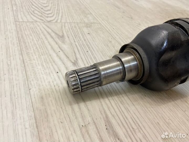 Привод передний правый Toyota Avensis T25 1zzfe