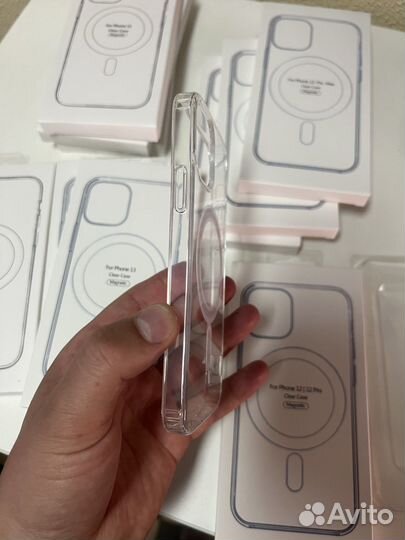 Чехол прозрачный на iPhone MagSafe