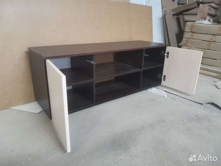 Тумба под телевизор