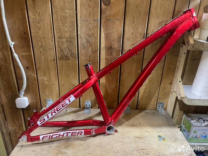 Рама Dartmoor street fighter