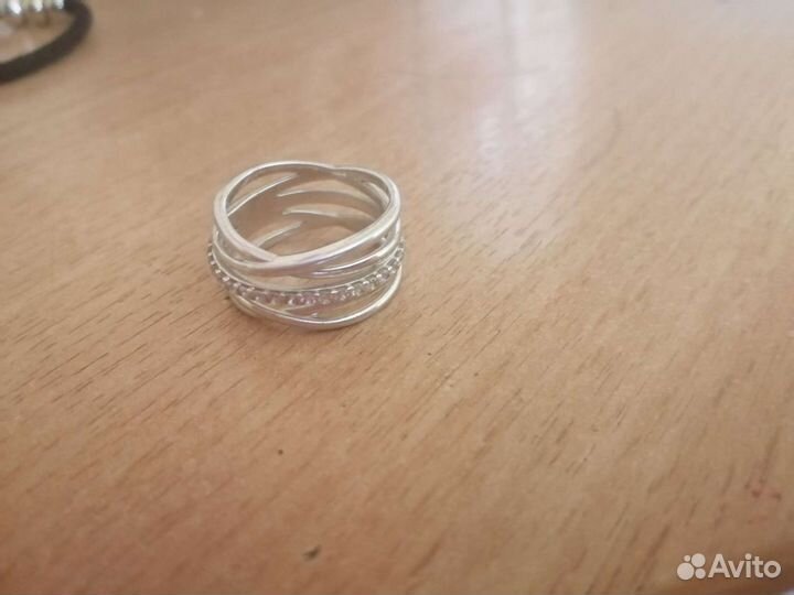 Серебряное кольцо