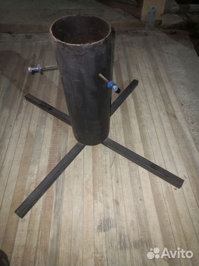 Подставка для живой елки