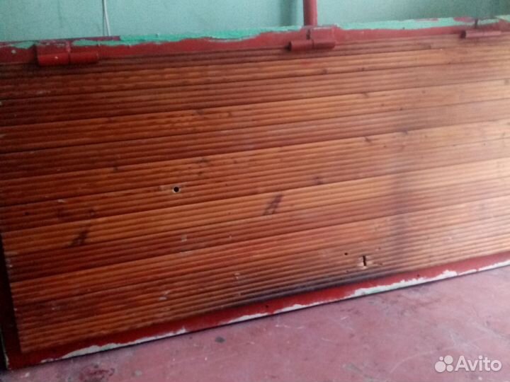 Дверь входная металлическая бу