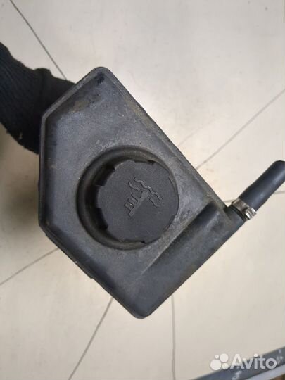 Бачок расширительный Volvo S40 / V40, 1998