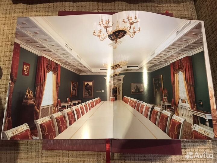 Книга Московский Кремль из глубины веков (подарочн