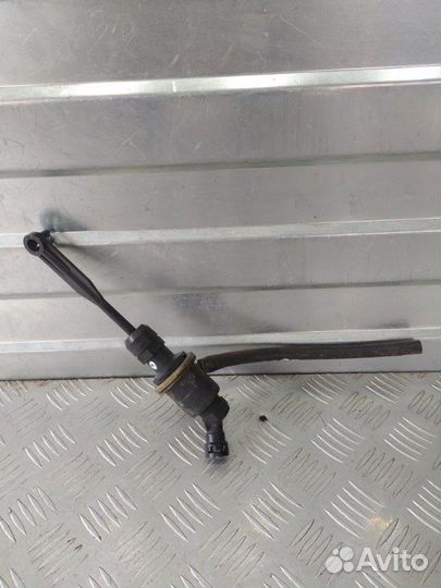 Главный цилиндр сцепления Renault Duster HSA F4R