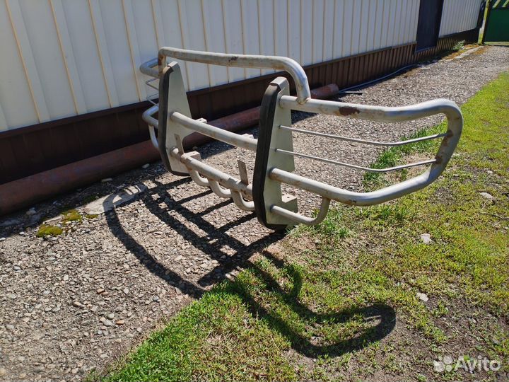 Кенгурятник на ниву