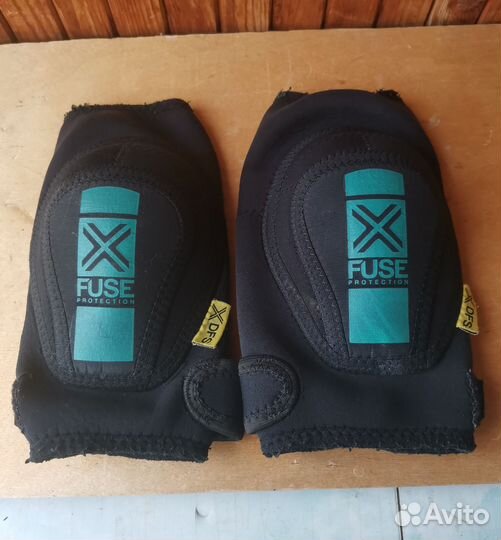 Защита локтя Fuse, L