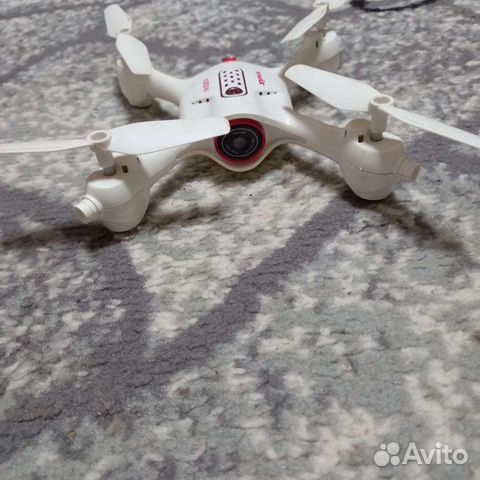 Продам квадрокоптер Syma x23w