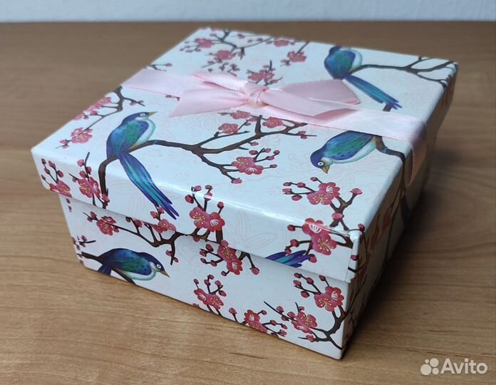 Коробка подарочная