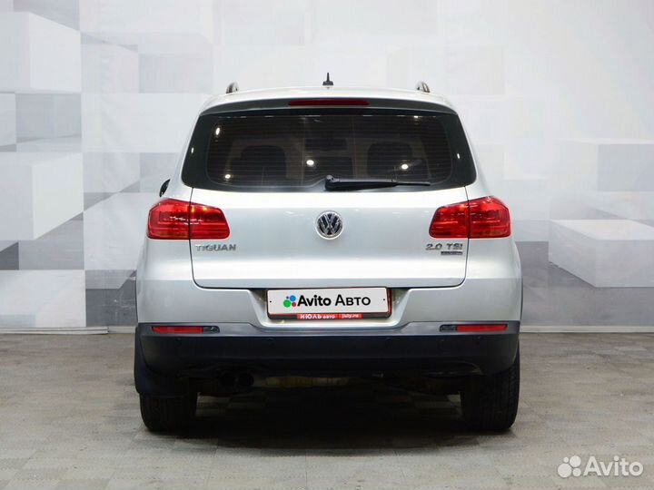 Volkswagen Tiguan 2.0 AT, 2011, 198 489 км