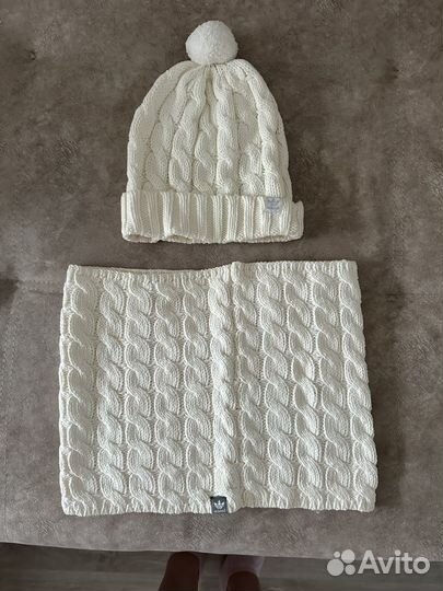 Комплект шапка и снуд женский