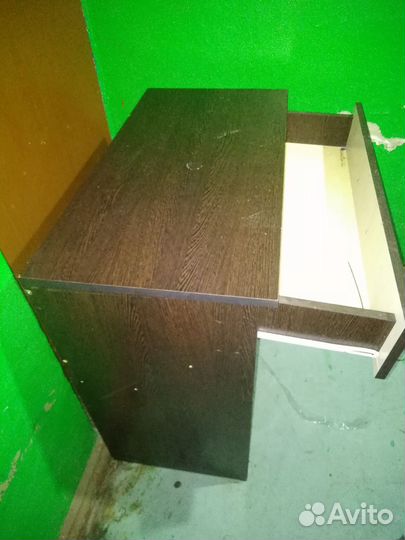 Письменный стол для школьника бу