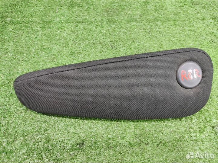 Подлокотник Toyota Corolla Verso R1 2006