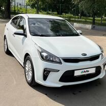 Kia Rio 1.6 AT, 2020, 135 000 км, с пробегом, цена 1 525 000 руб.