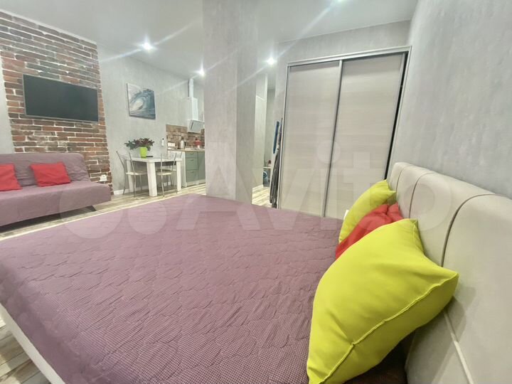 Квартира-студия, 35 м², 6/6 эт.