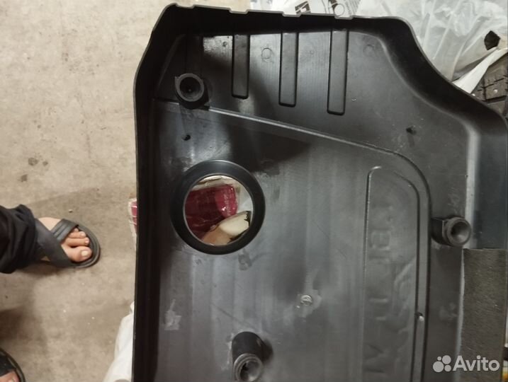 Накладка на двигателя