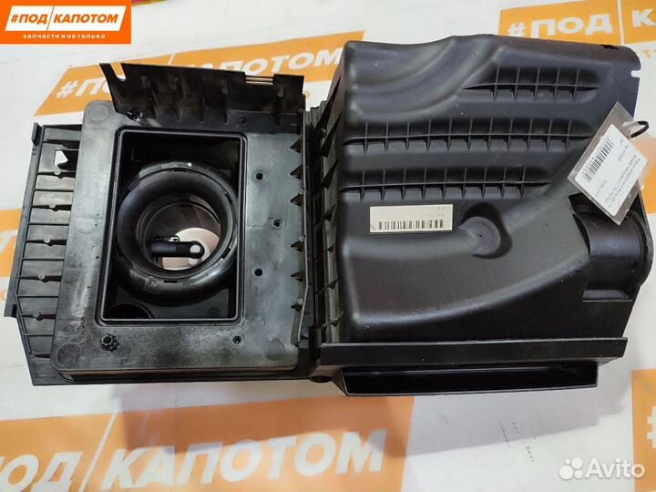 Корпус воздушногo фильтра Volvo S40 2 2006