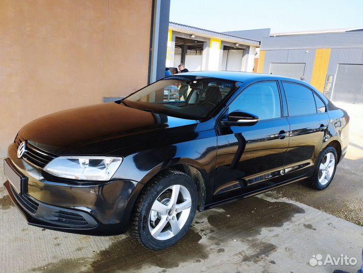 Volkswagen Jetta 1.6 AT, 2012, 153 700 км