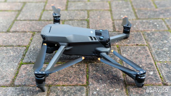 Квадрокоптер DJI Mavic 3T новый с гарантией