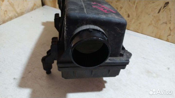 Корпус воздушного фильтра Ford Mondeo 3