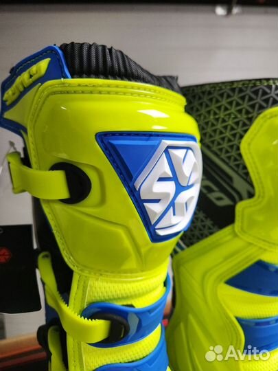 Мотоботы размер 42