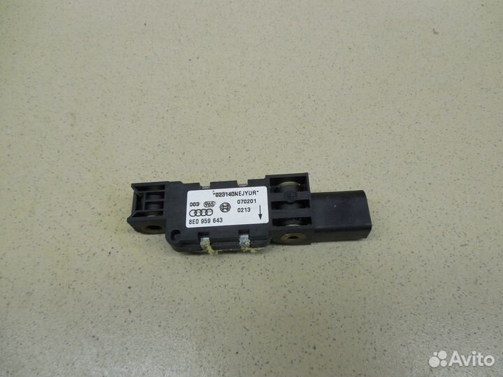 Датчик AIR BAG A4 B6 2000-2004